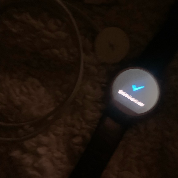 Micheal kors smart watch. Model: Bradshaw 0521. Rose gold face - Picture 5 of 9